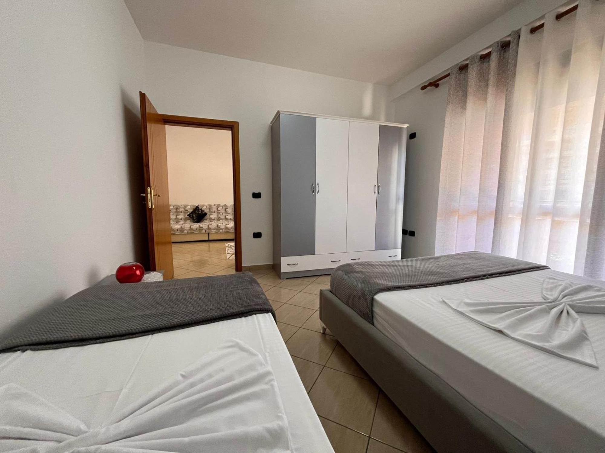 Rikardo Apartament Apartment Vlore Ngoại thất bức ảnh
