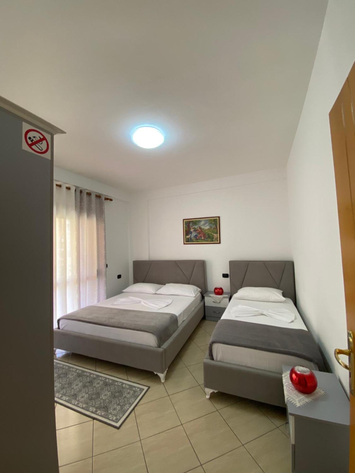 Rikardo Apartament Apartment Vlore Ngoại thất bức ảnh
