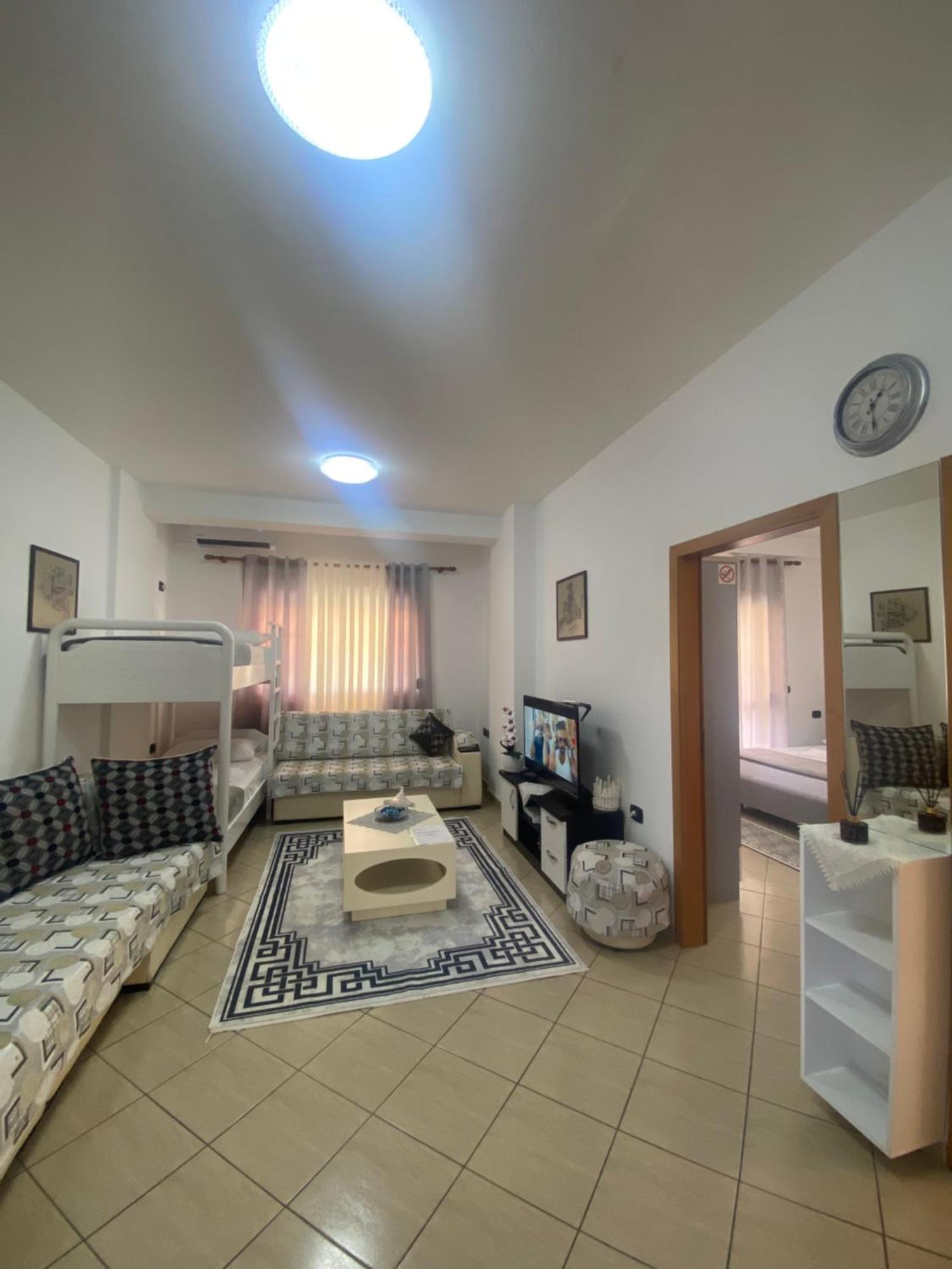 Rikardo Apartament Apartment Vlore Ngoại thất bức ảnh